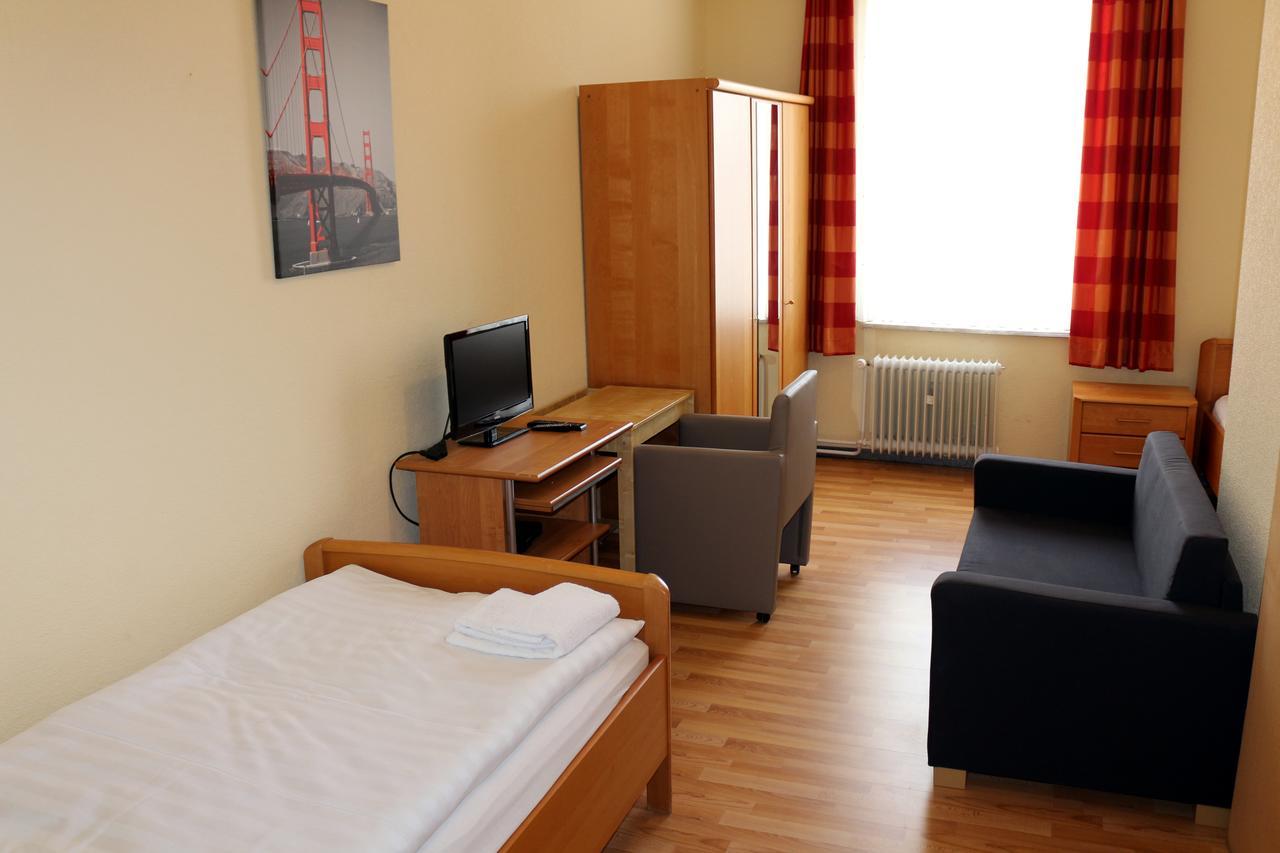 Landgasthof Schoenecke Wahrenholz Luaran gambar