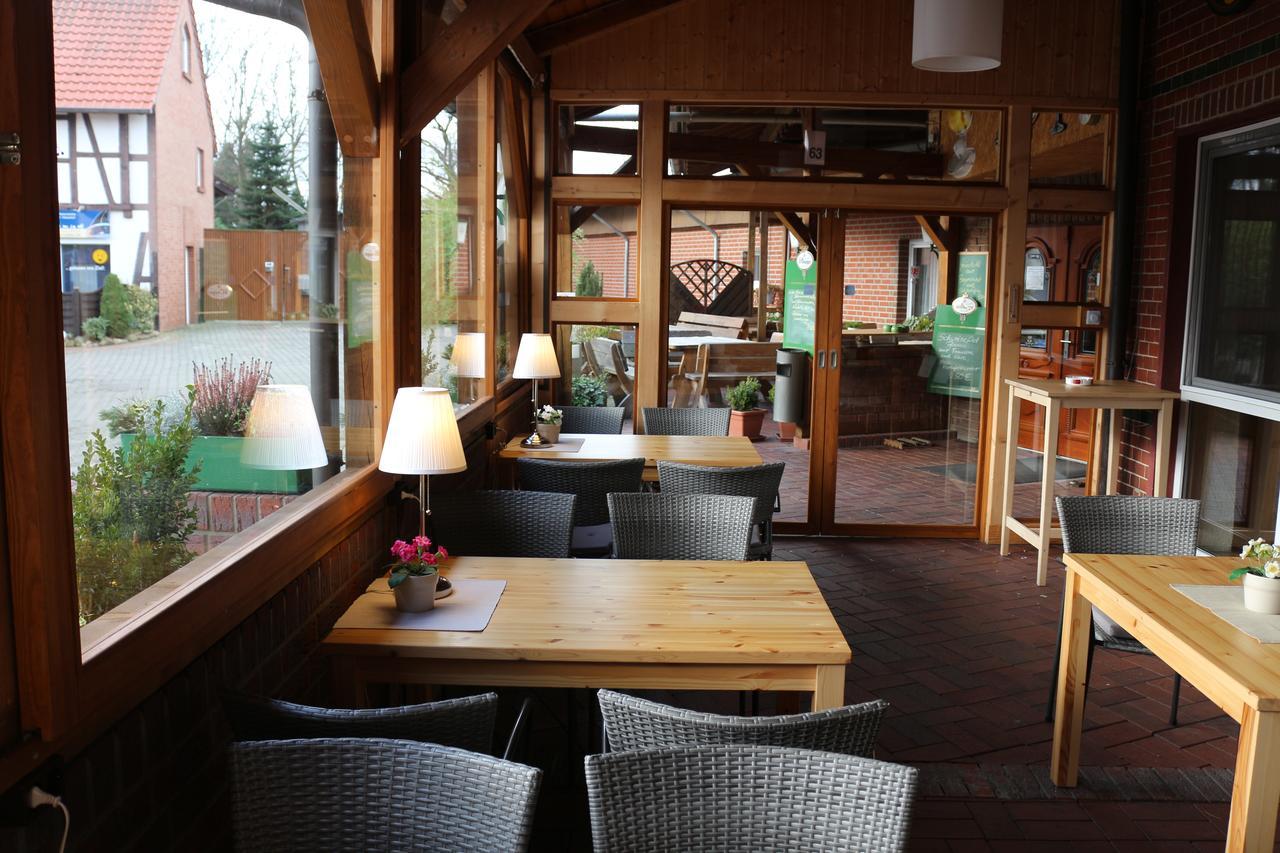 Landgasthof Schoenecke Wahrenholz Luaran gambar