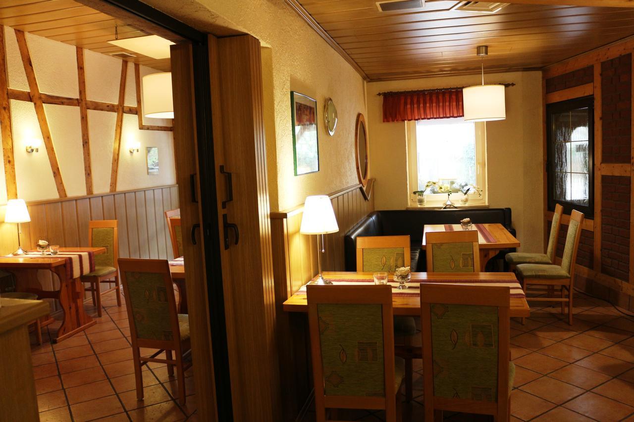 Landgasthof Schoenecke Wahrenholz Luaran gambar